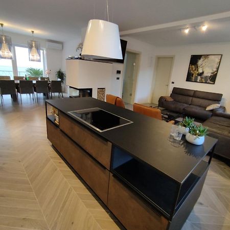Villa Damiani Пула Екстериор снимка