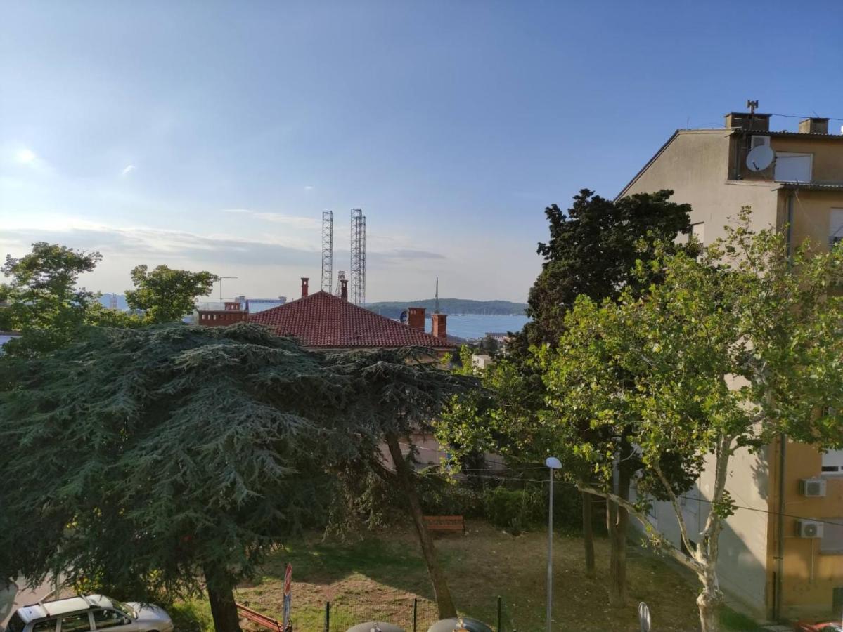 Villa Damiani Пула Екстериор снимка