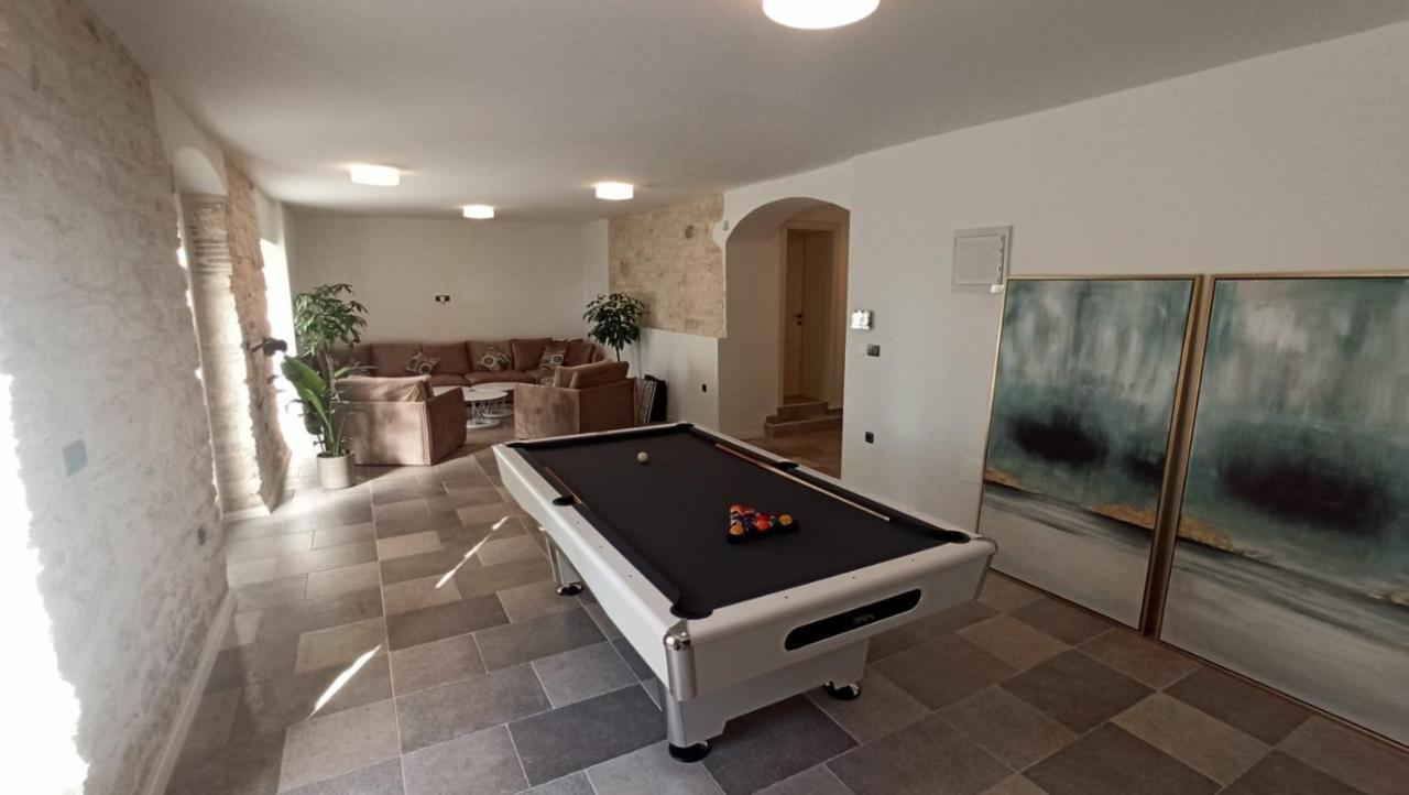 Villa Damiani Пула Екстериор снимка