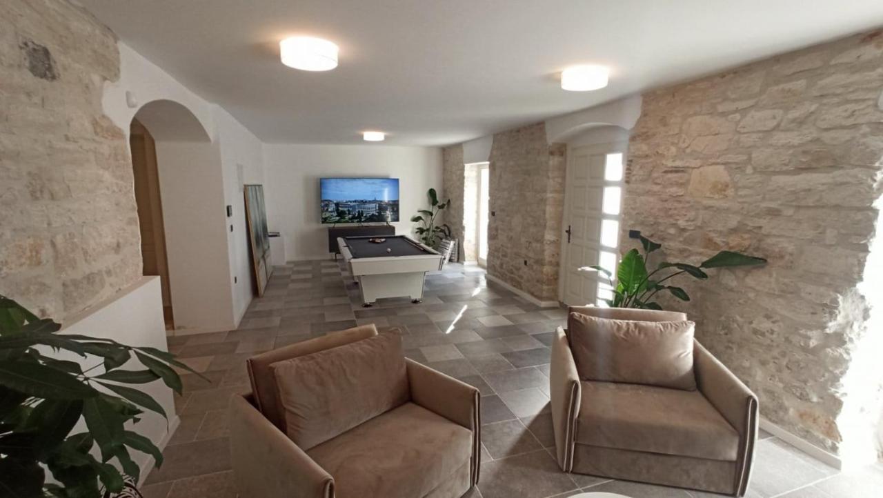 Villa Damiani Пула Екстериор снимка